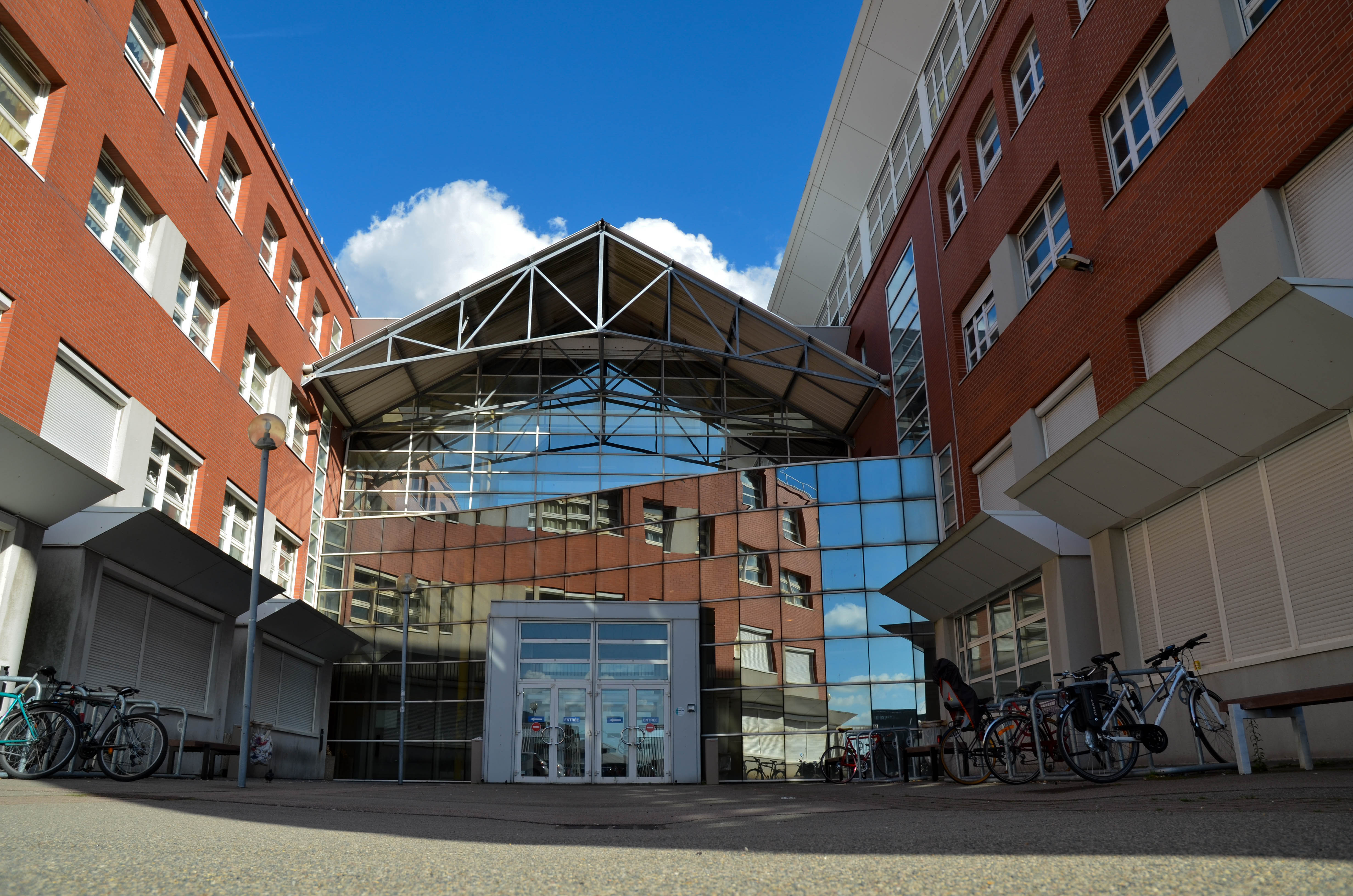 Lieu du Colloque Le colloque se tient dans les locaux du département Information Communication de l’IUT du Havre, quai Frissard (Docks Vauban).